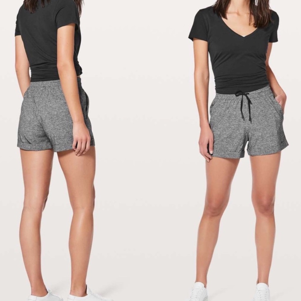 Lululemon Spring Break Away Short II 3” Heather Lux Multi Black Size 6